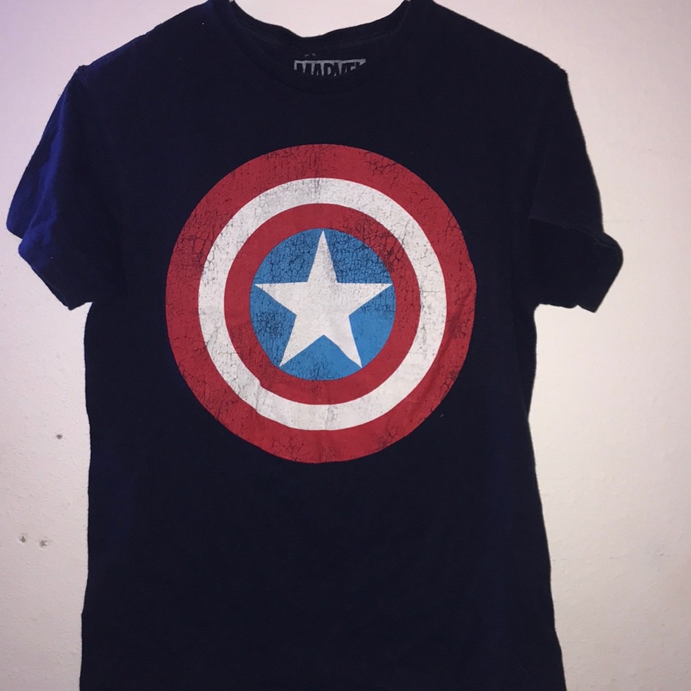 Captain America t shirt